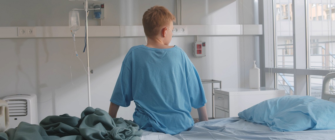 Descubren por qué las correcciones genéticas espontáneas en una rara inmunodeficiencia no curan a pacientes infantiles