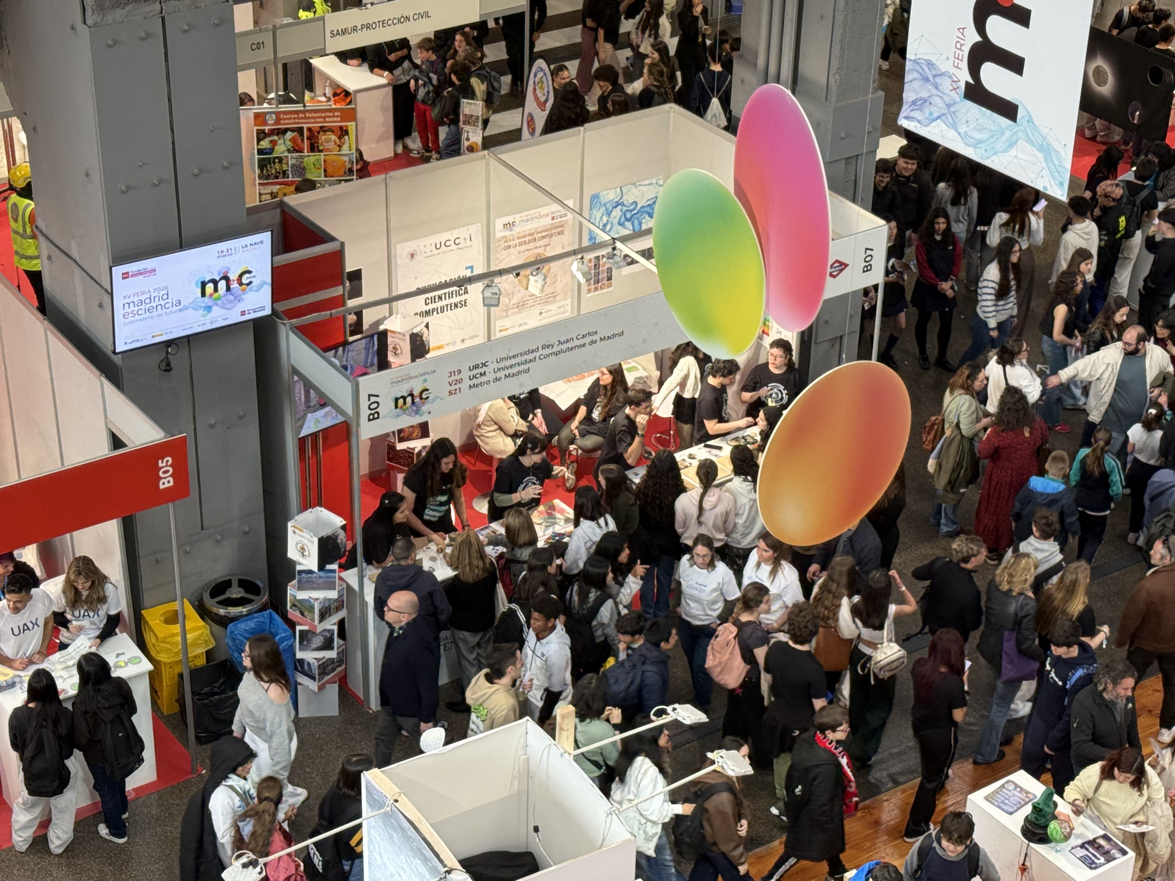La Geología complutense presume de fósiles, sales y agua marciana en la XV Feria Madrid es Ciencia