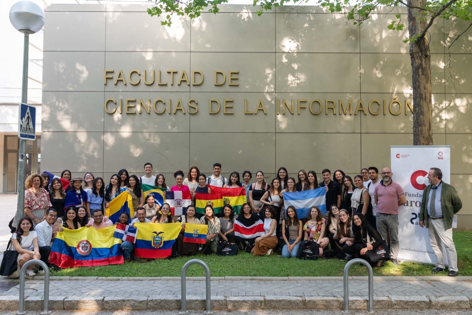 La Fundación Carolina da la bienvenida a sus becarios y becarias de la Escuela Complutense de Verano
