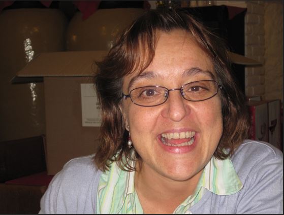 El jueves 28 de mayo a las 15:30 se colocará una placa en homenaje a nuestra compañera Alicia Gibello en el laboratorio 4 de la Planta -3 