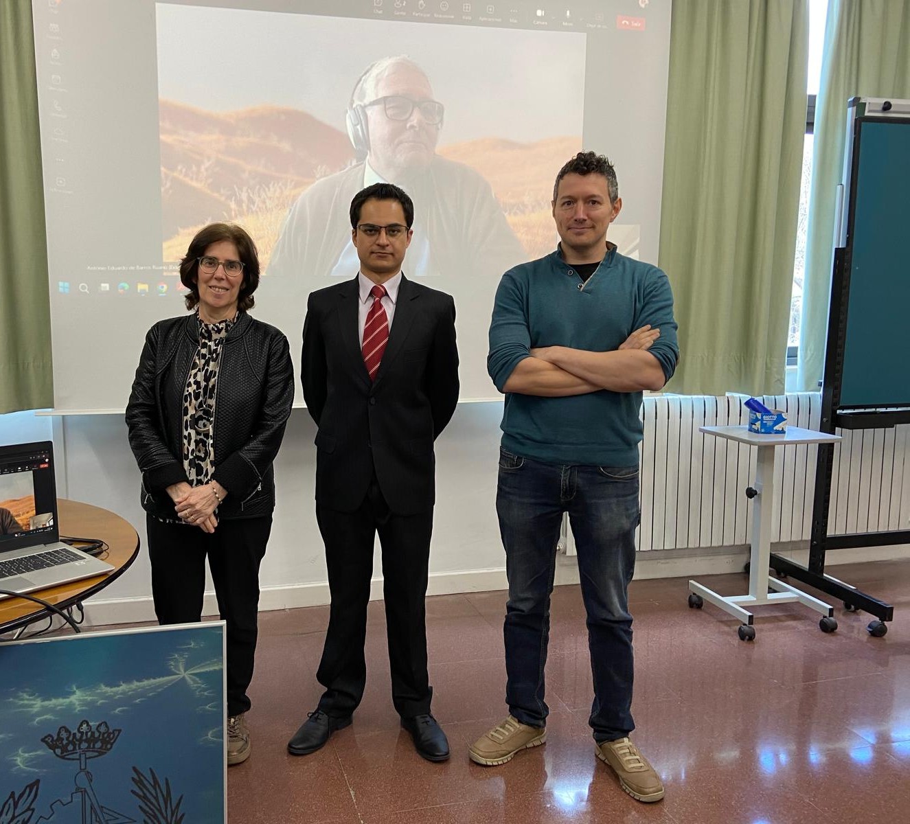 Eduardo Muñoz Palomeque defiende su tesis doctoral sobre control inteligente de sistemas dinámicos complejos