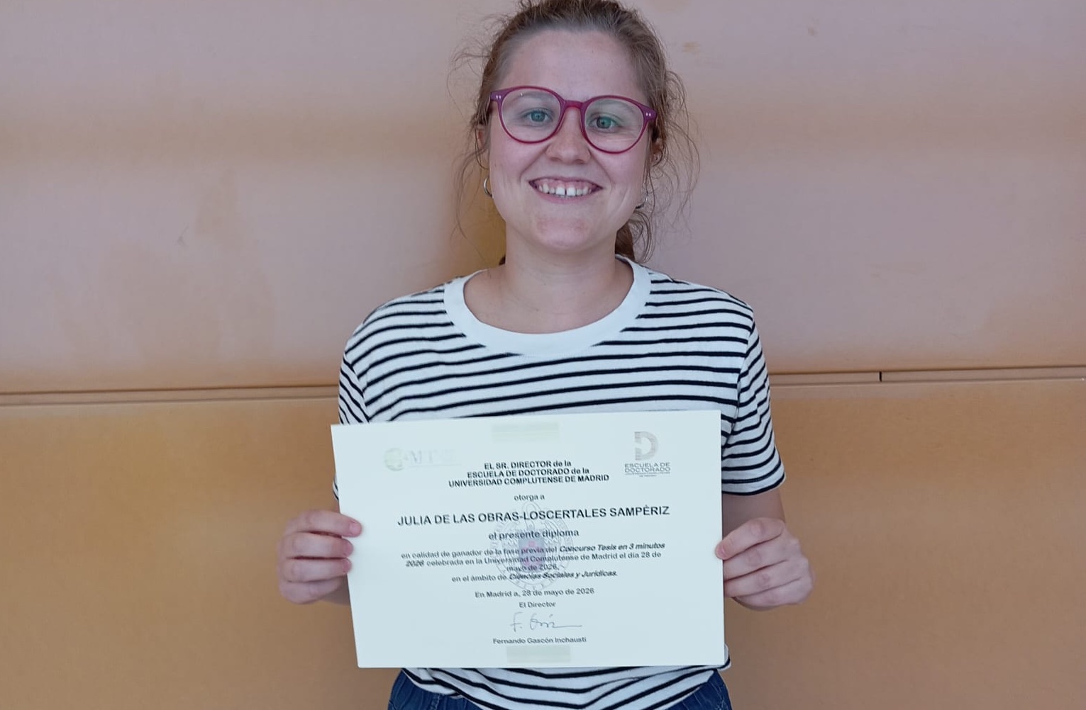 Julia de las Obras-Loscertales gana fase previa del Concurso de "Tesis en 3 minutos"
