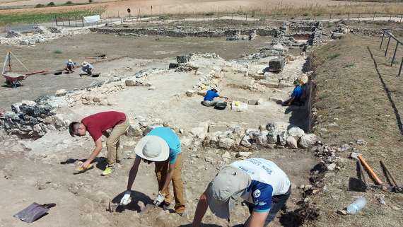 La Universidad Complutense de Madrid ha puesto en marcha la 2ª edición del Curso de Arqueología Romana en el yacimiento arqueológico de Segobriga