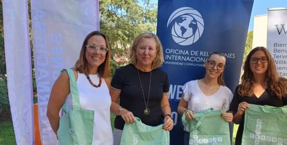 Hoy estamos en el Campus de Somosaguas en la Jornada de Bienvenida a los estudiantes UCM.