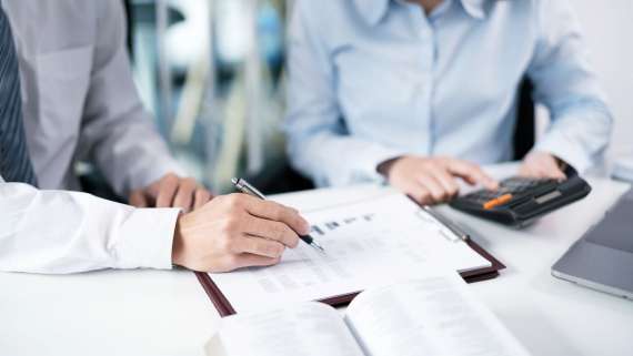 Programa de prácticas del Banco Sabadell para estudiantes de grado, postgrado o máster relacionado con el Negocio Internacional.