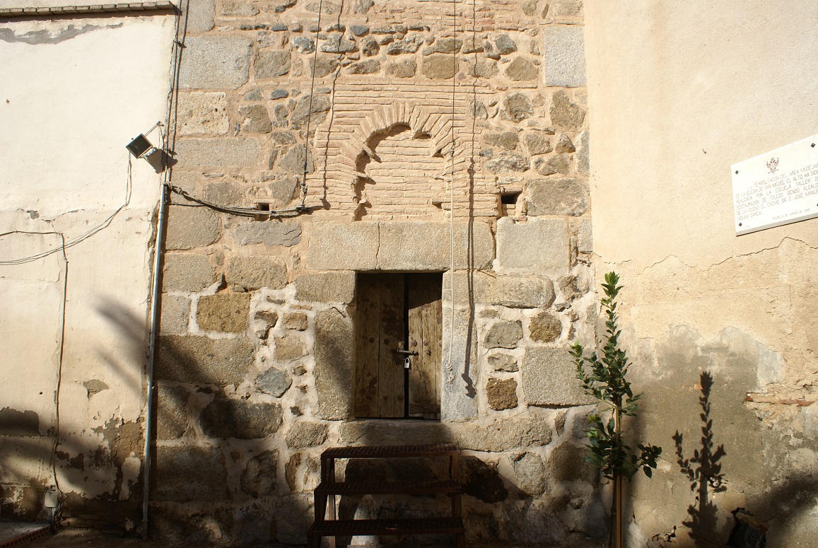 (imagen 4) Entrada al alminar-torre