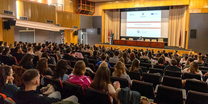 Más de 650 estudiantes internacionales se incorporan a las aulas complutenses en el segundo semestre