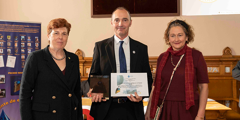 Premio Manantial 2024 otorgado a la Facultad de Ciencias Geológicas de la UCM