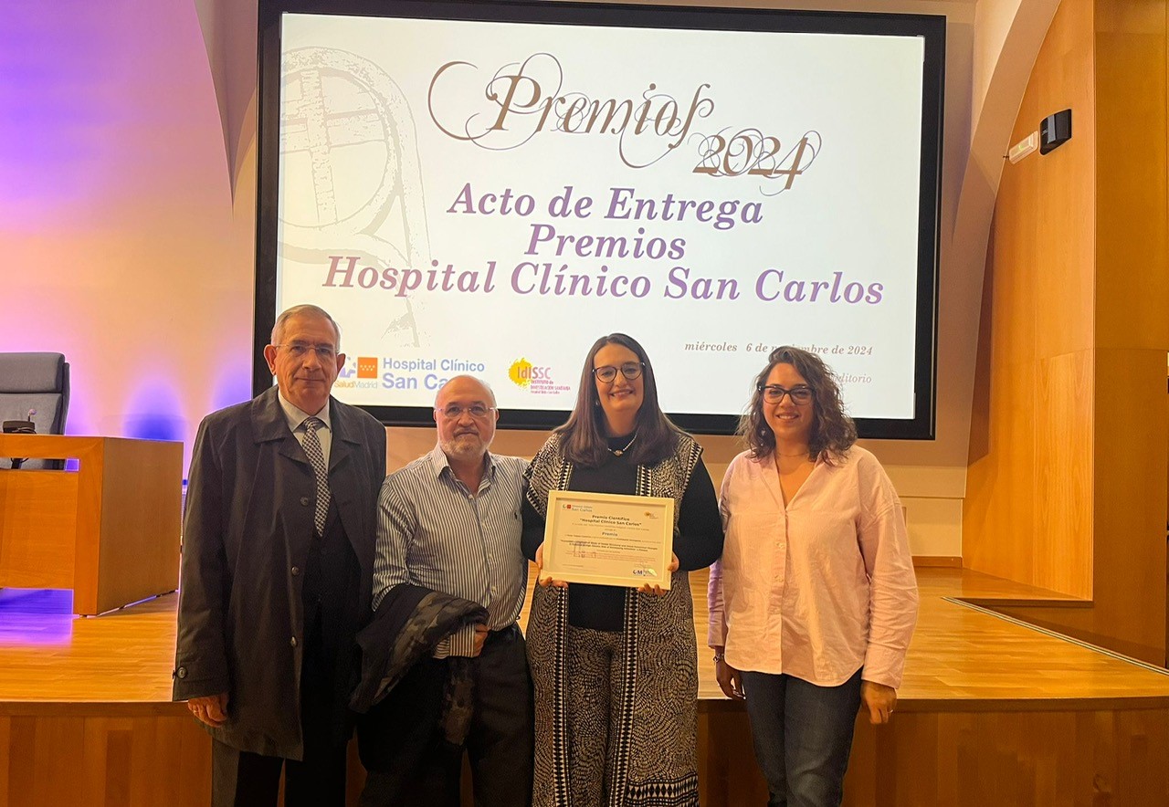 Ines López cuenca junto con otros miembros del Instituto