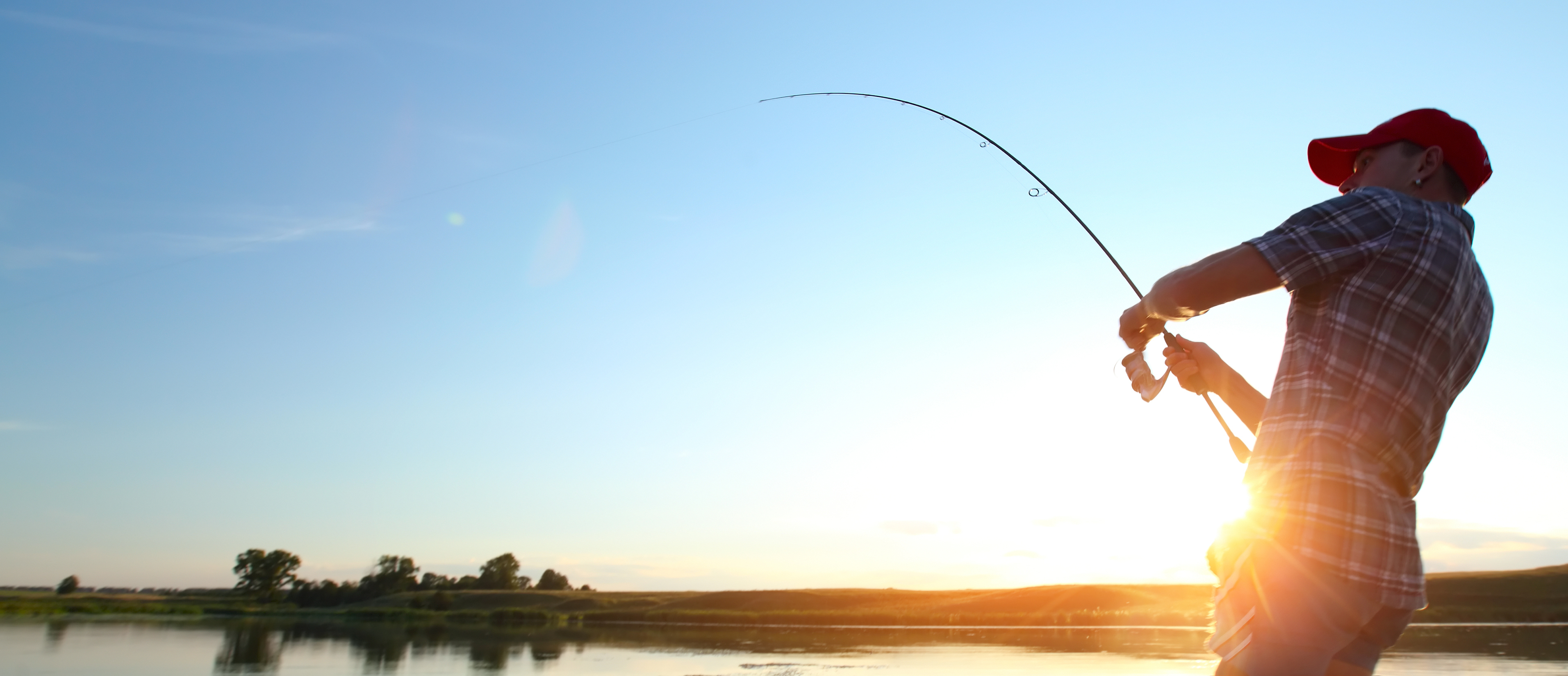 La pesca recreativa es una actividad que tiene una gran importancia social y económica en el mundo rural. / Shutterstock. 